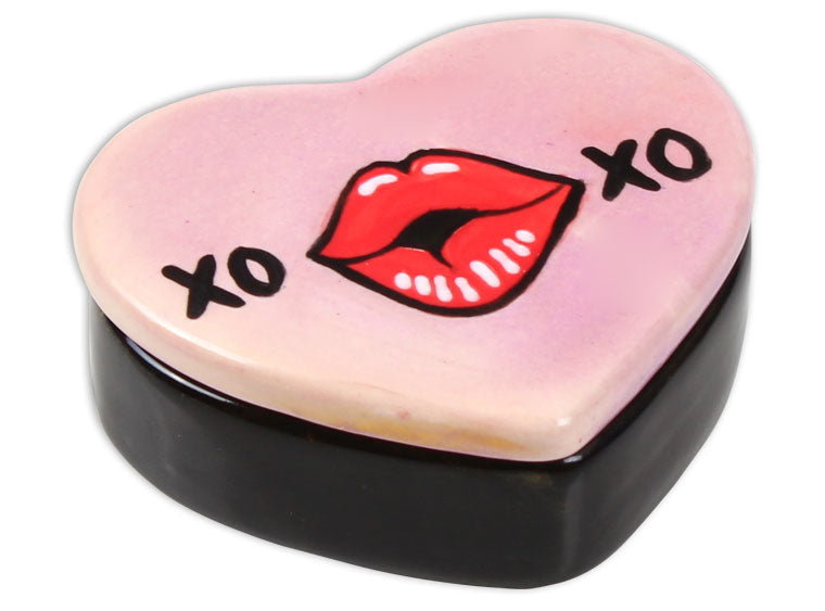 Thin Small Heart Box