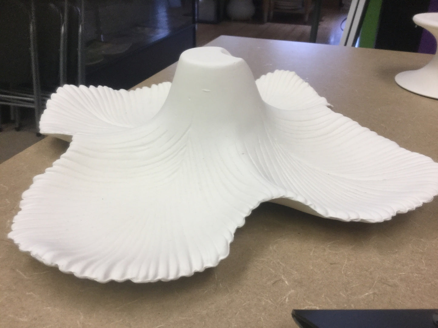 Ex lg. Leaf dish