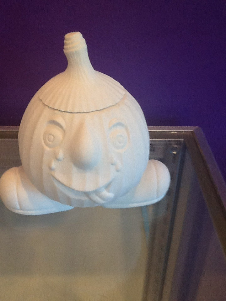 Crying Onion with Lid