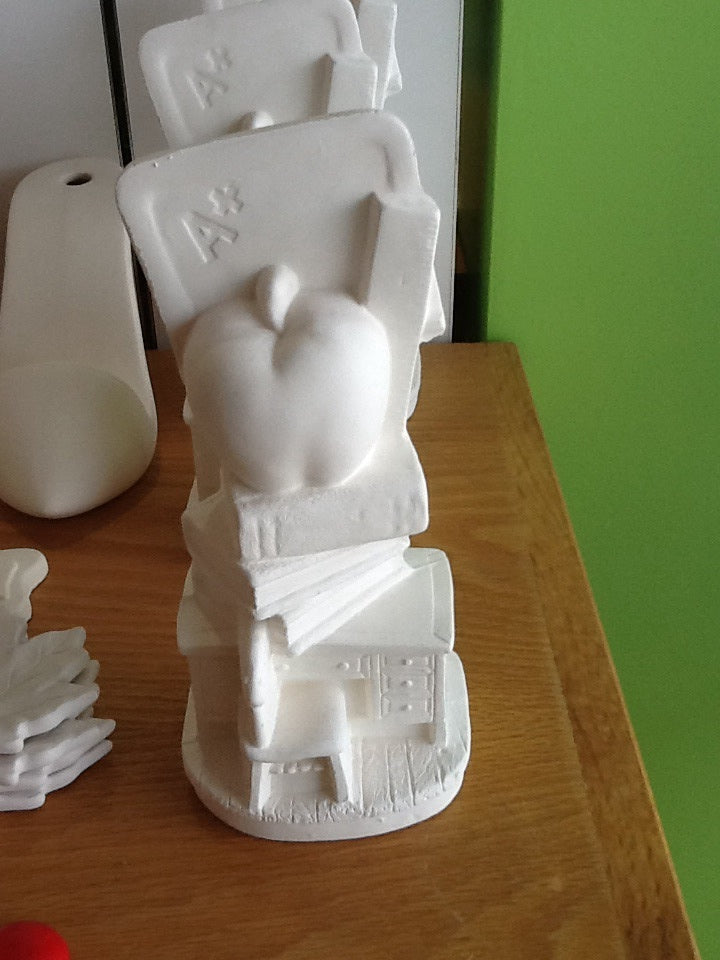 Apple Books & Desk School Figurine