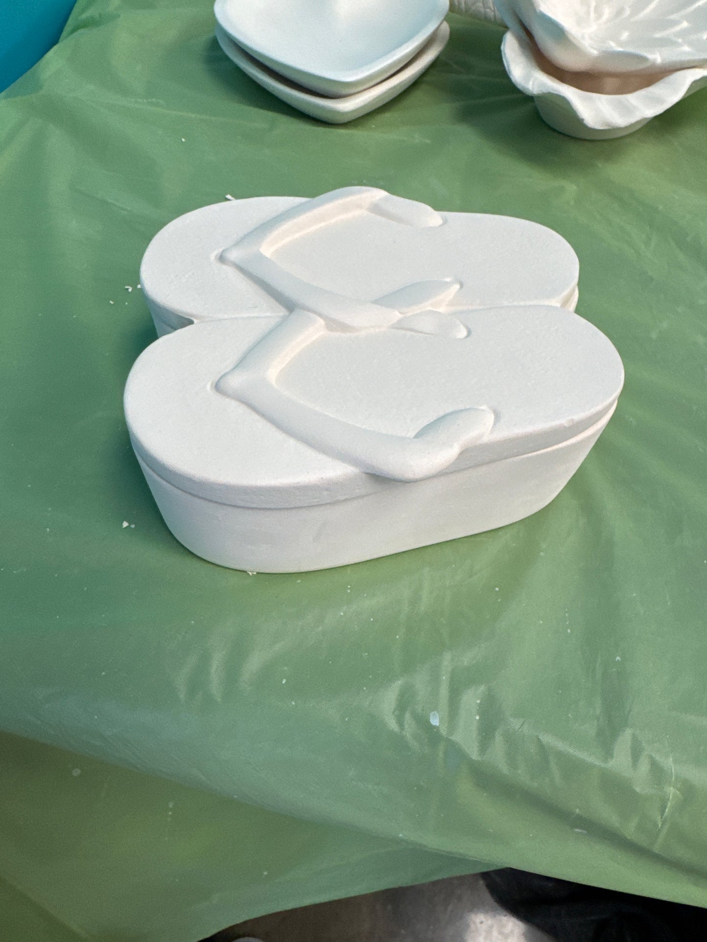 flip flop sandals box