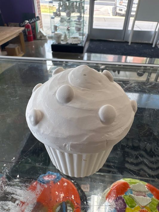 Cupcake Box with round sprinkles in frosting