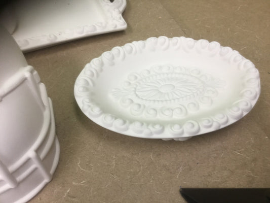 Decorative soap dish
