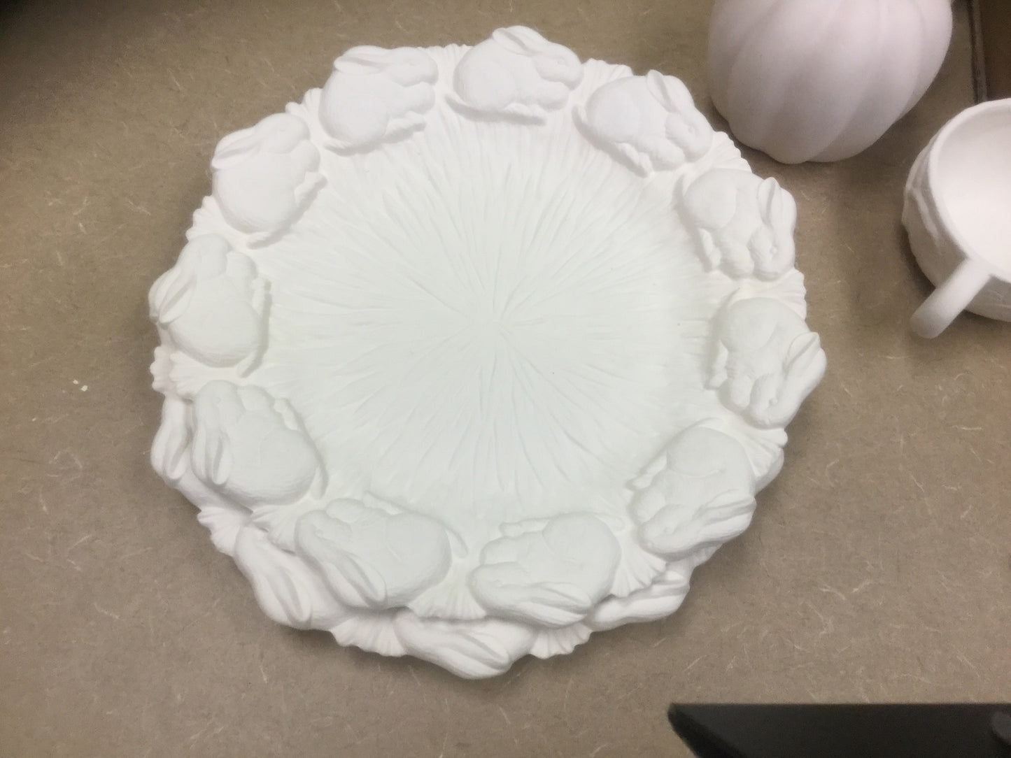 Bunny rabbit grass plate