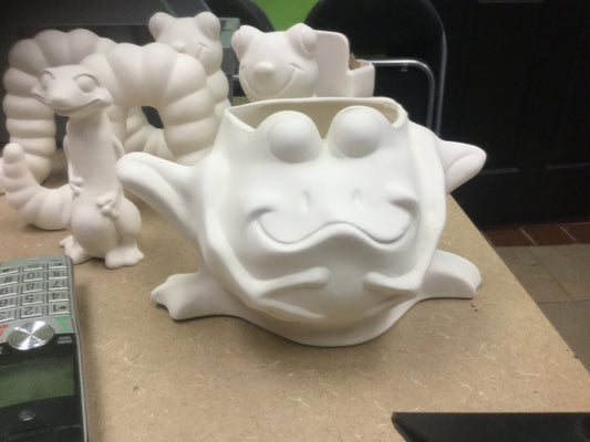 Fat frog planter