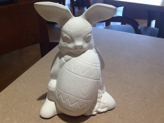Easter bunny with egg