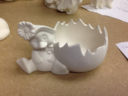 DUCK CRACKED EGG CANDLE
