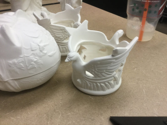 Dove candle holder
