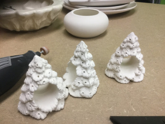 Fluffy tree with light holes napkin holder