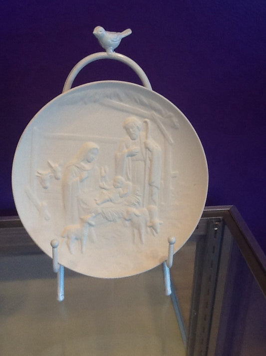 7.5in Nativity Scene Plate