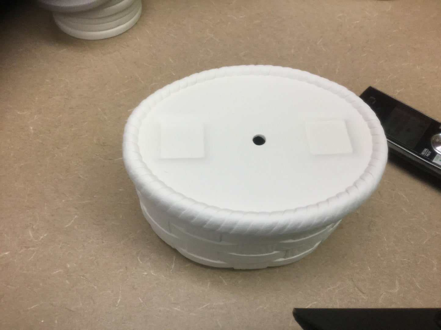 Basket box that can have oval plaque added