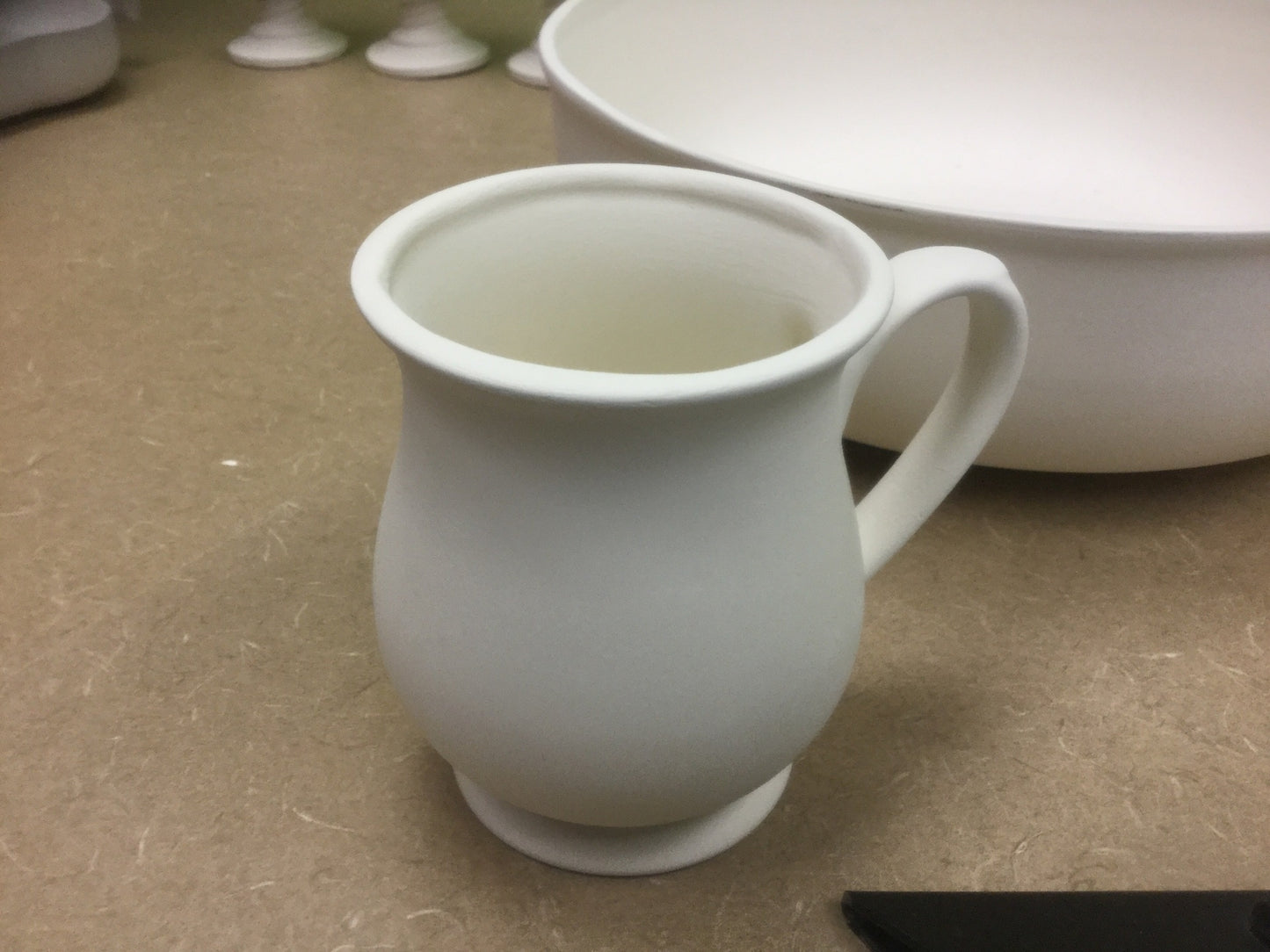 Curved mug